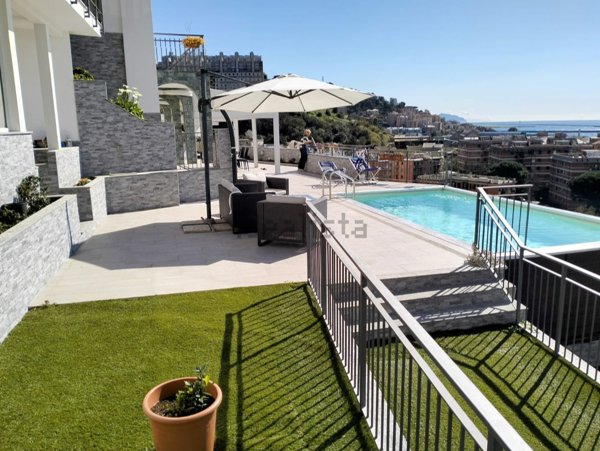 casa indipendente in vendita a Genova in zona Palmaro / Pra'