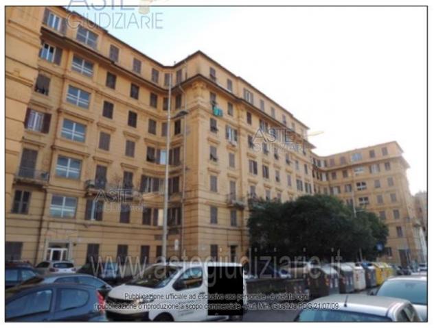 appartamento in vendita a Genova in zona Sampierdarena