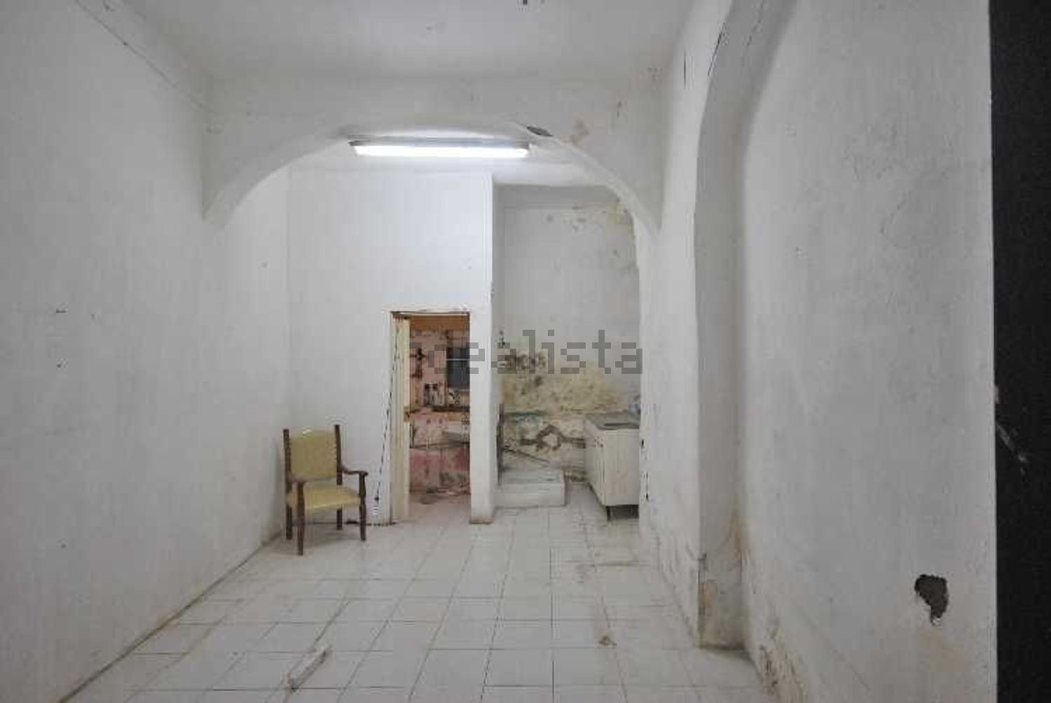 locale di sgombero in vendita a Genova