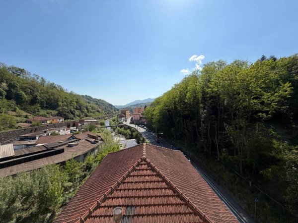 appartamento in vendita a Genova in zona Pontedecimo