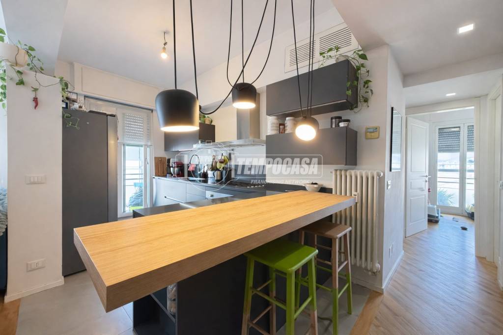 appartamento in vendita a Genova in zona Sampierdarena