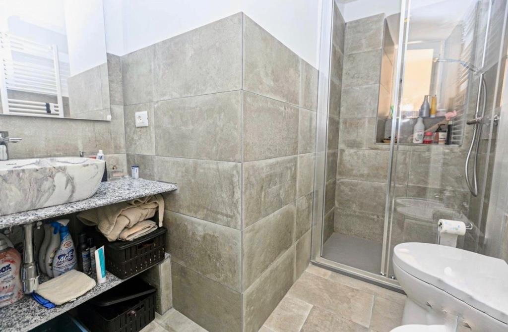 appartamento in vendita a Genova in zona Castelletto