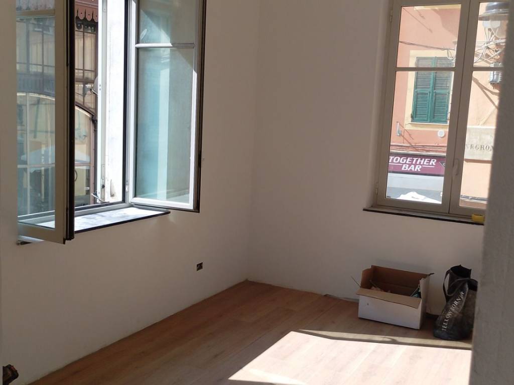 appartamento in vendita a Genova in zona Lagaccio / Granarolo