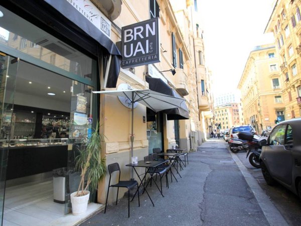 negozio in vendita a Genova