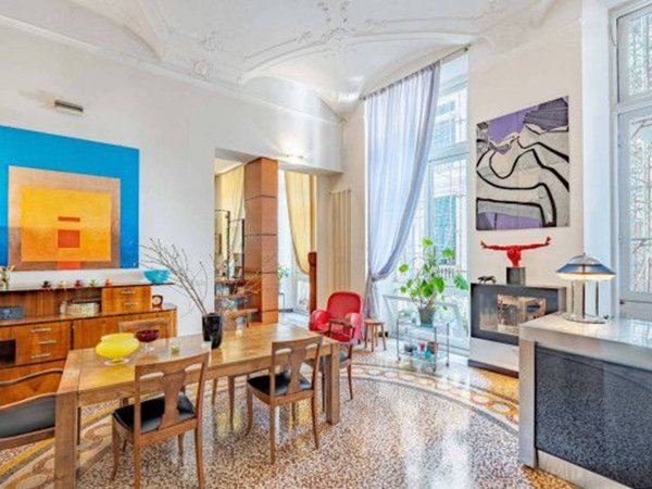 appartamento in vendita a Genova in zona Sottoripa / Maddalena / Molo