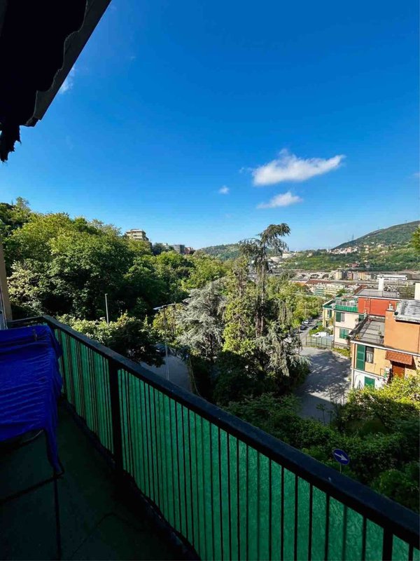 appartamento in vendita a Genova in zona Rivarolo