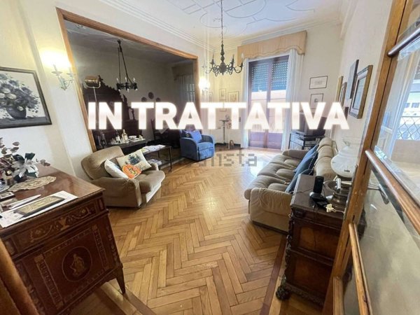 appartamento in vendita a Genova in zona Foce