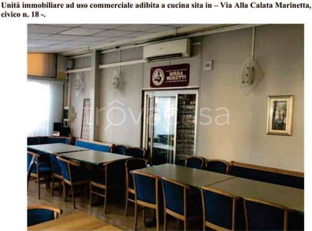 negozio in vendita a Genova in zona Sottoripa / Maddalena / Molo