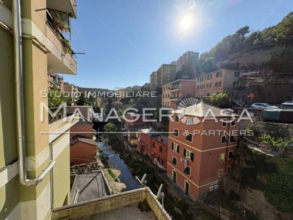 appartamento in vendita a Genova in zona Quezzi