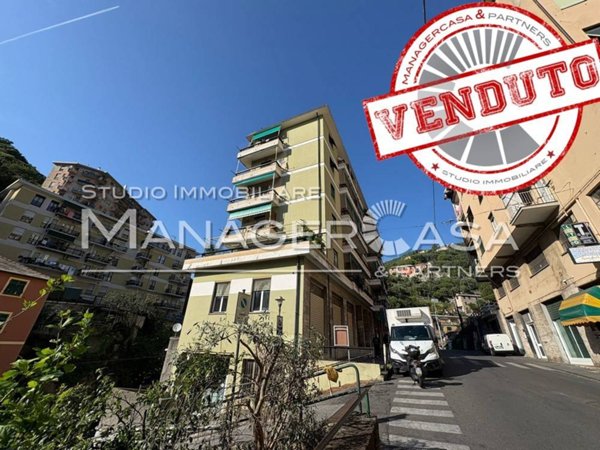 appartamento in vendita a Genova in zona Quezzi