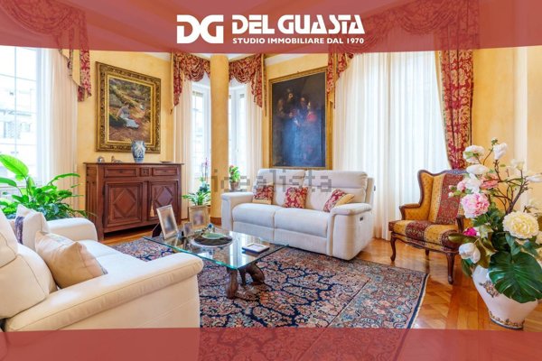 appartamento in vendita a Genova in zona Castelletto