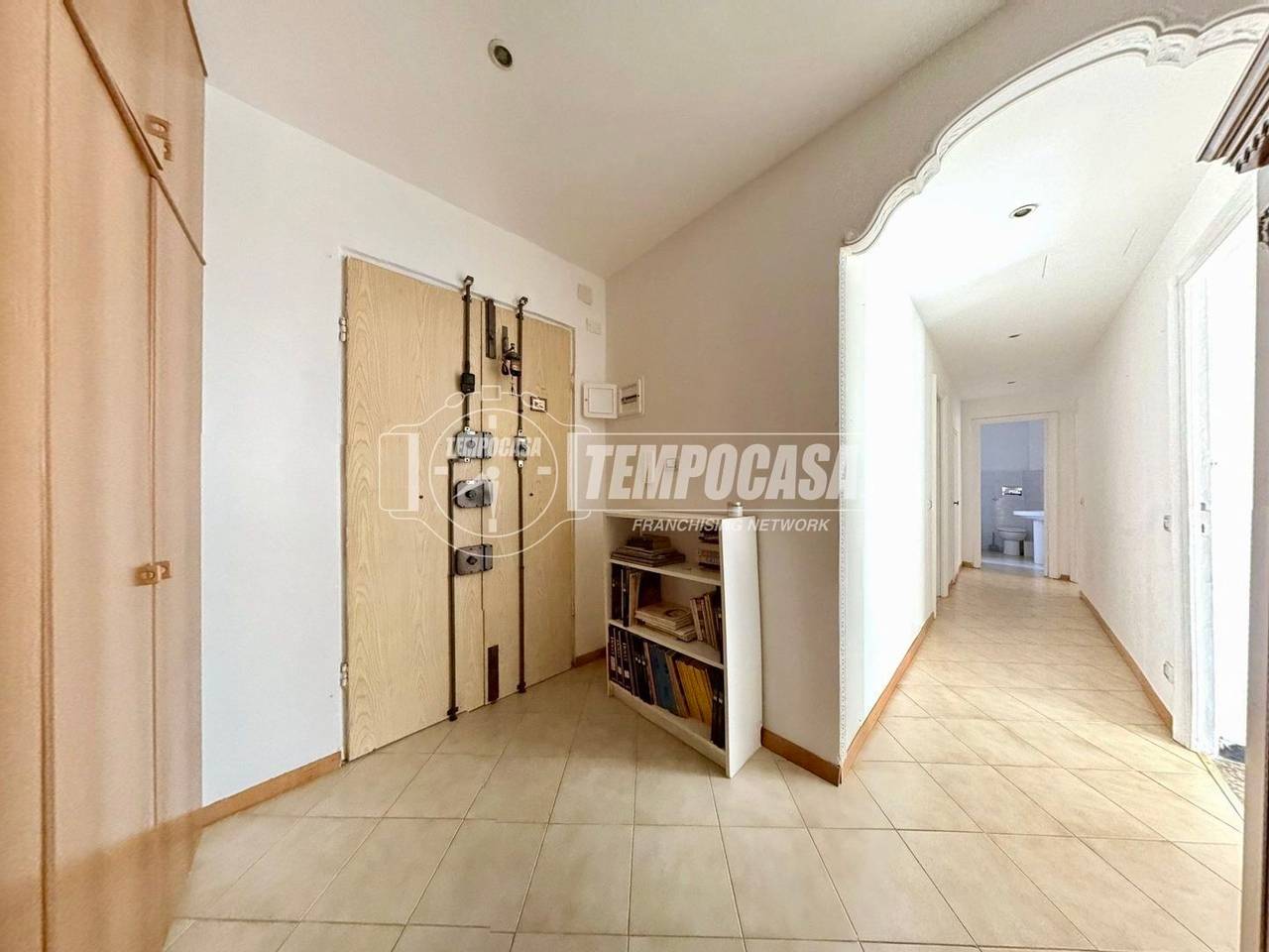 appartamento in vendita a Genova in zona Sestri Ponente