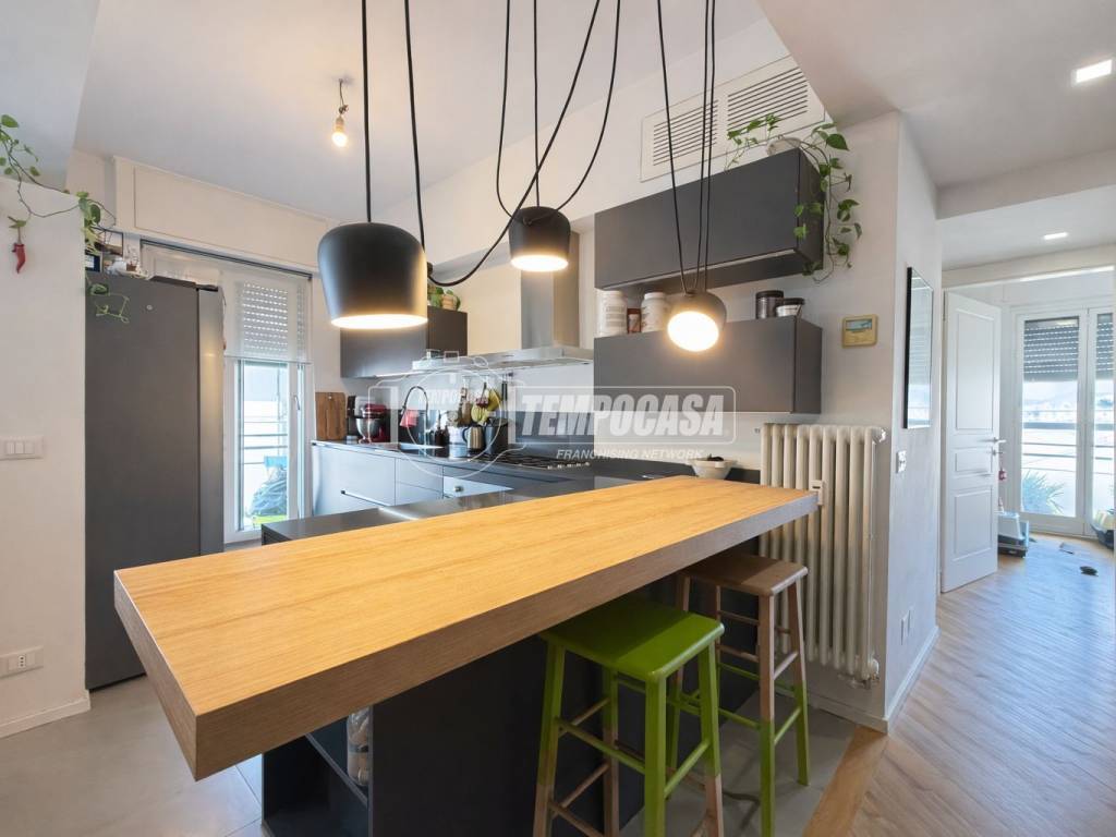 appartamento in vendita a Genova in zona Sampierdarena