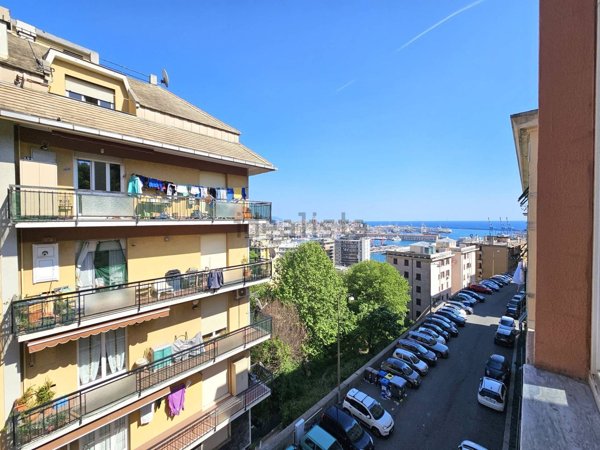 appartamento in vendita a Genova in zona DiNegro