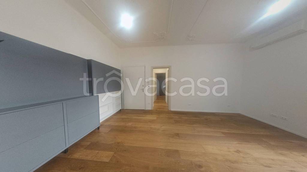 appartamento in vendita a Genova in zona Sestri Ponente