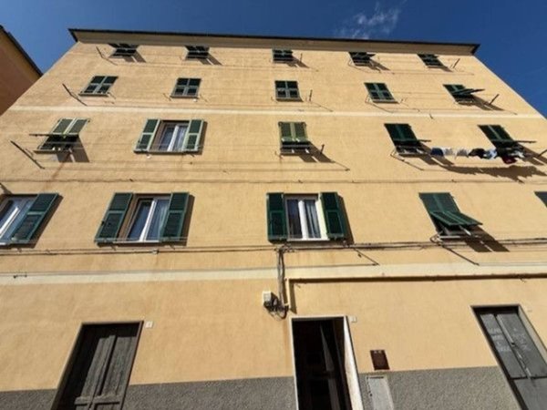 appartamento in vendita a Genova in zona Palmaro / Pra'