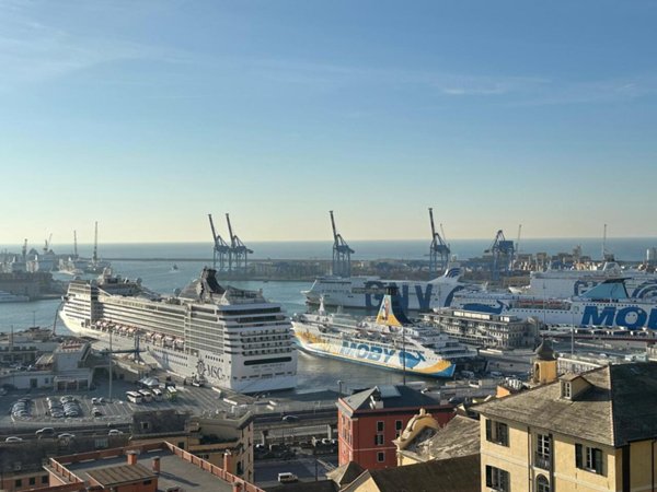 appartamento in vendita a Genova