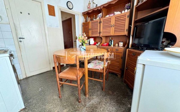 appartamento in vendita a Genova in zona Sestri Ponente