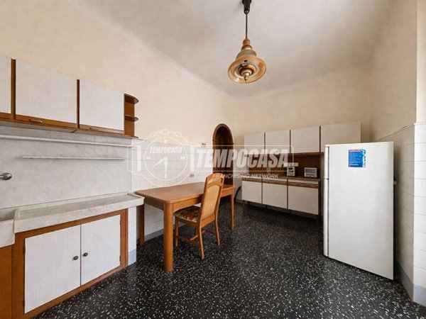 appartamento in vendita a Genova in zona Sestri Ponente