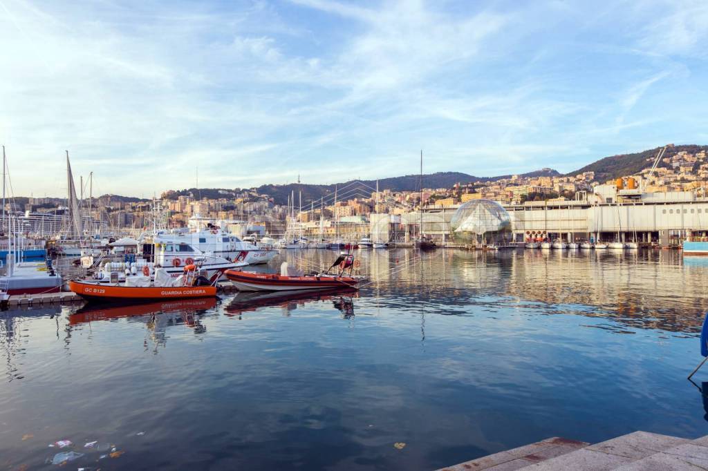 appartamento in vendita a Genova in zona Sottoripa / Maddalena / Molo