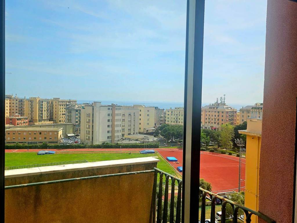 appartamento in vendita a Genova in zona Sturla