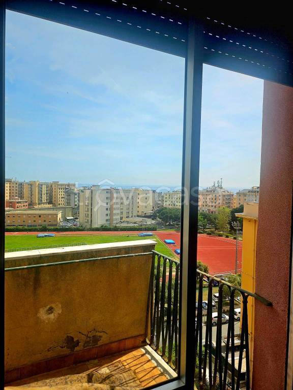 appartamento in vendita a Genova in zona Sturla