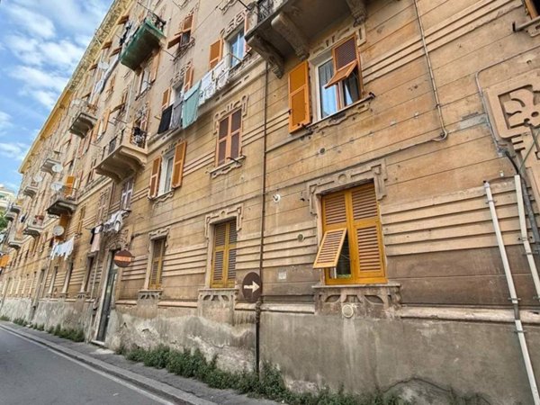 appartamento in vendita a Genova in zona Certosa