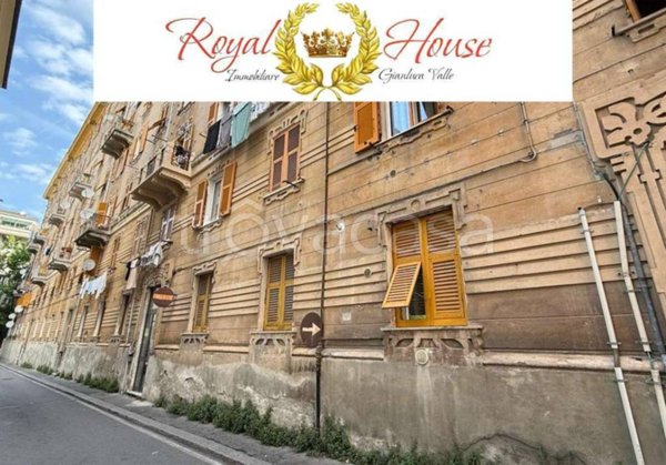appartamento in vendita a Genova in zona Certosa