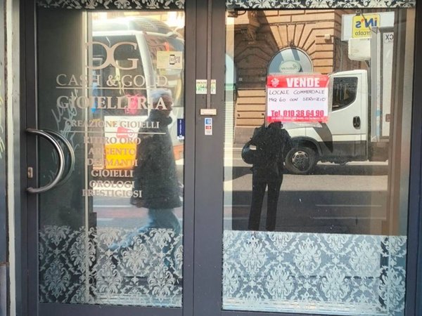 negozio in vendita a Genova in zona San Fruttuoso