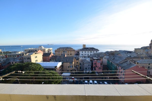 appartamento in vendita a Genova in zona Voltri