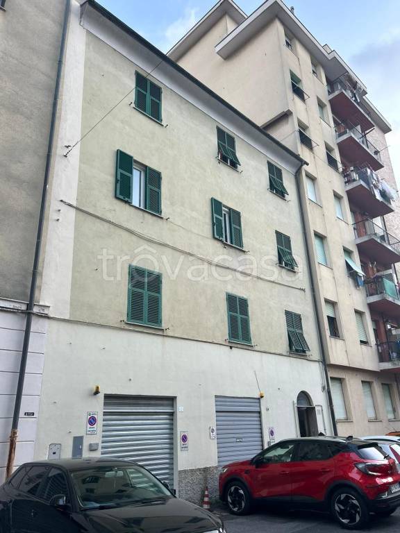 appartamento in vendita a Genova in zona Certosa