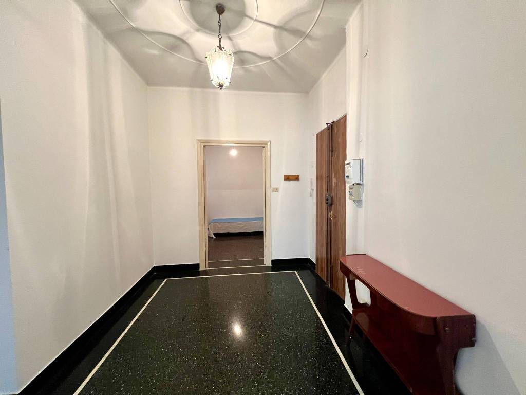 appartamento in vendita a Genova in zona Sampierdarena