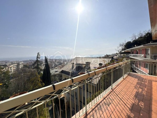 casa indipendente in vendita a Genova in zona Castelletto