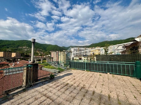 appartamento in vendita a Genova in zona Molassana