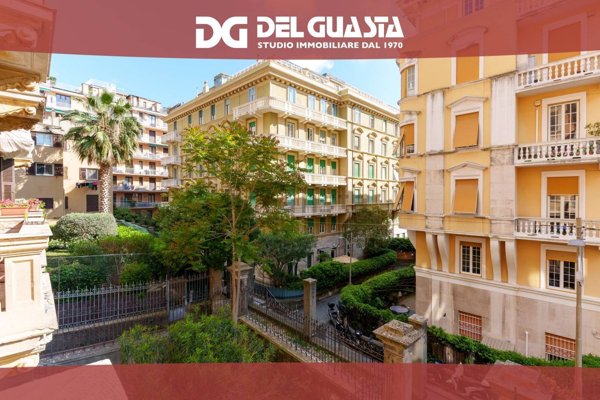 appartamento in vendita a Genova in zona Castelletto