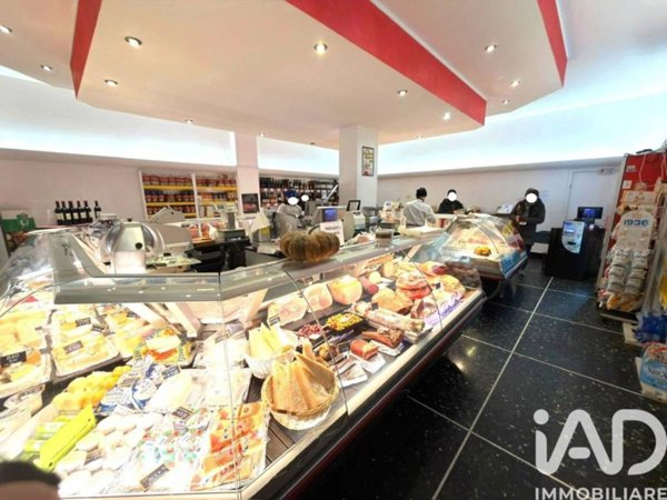negozio in vendita a Genova in zona Nervi