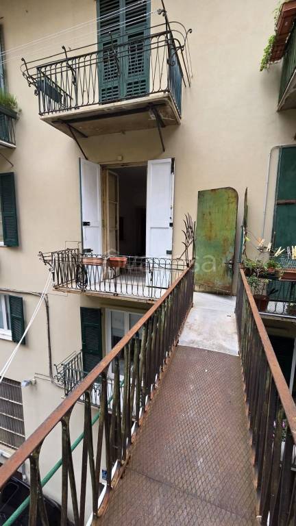 appartamento in vendita a Genova in zona Castelletto