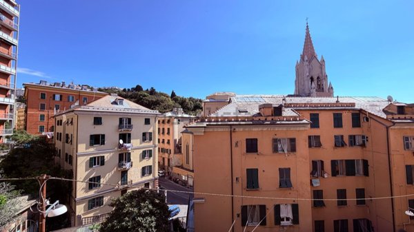 appartamento in vendita a Genova in zona DiNegro