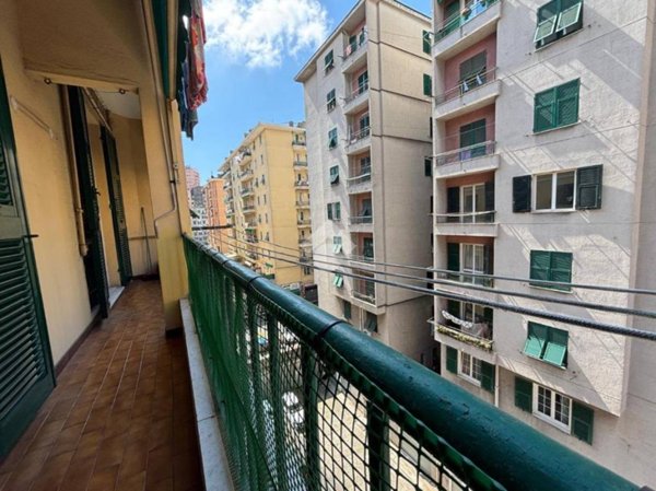appartamento in vendita a Genova in zona Marassi