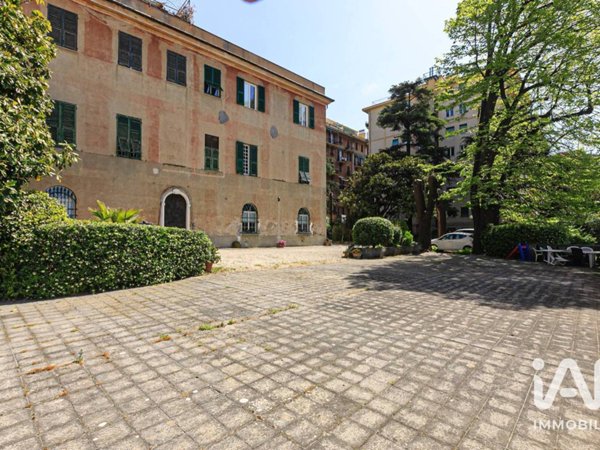 casa indipendente in vendita a Genova in zona Albaro