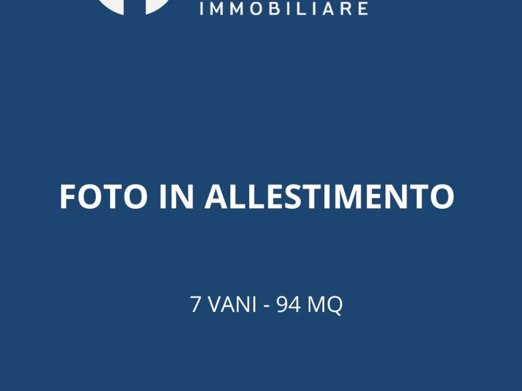 appartamento in vendita a Genova in zona Quezzi