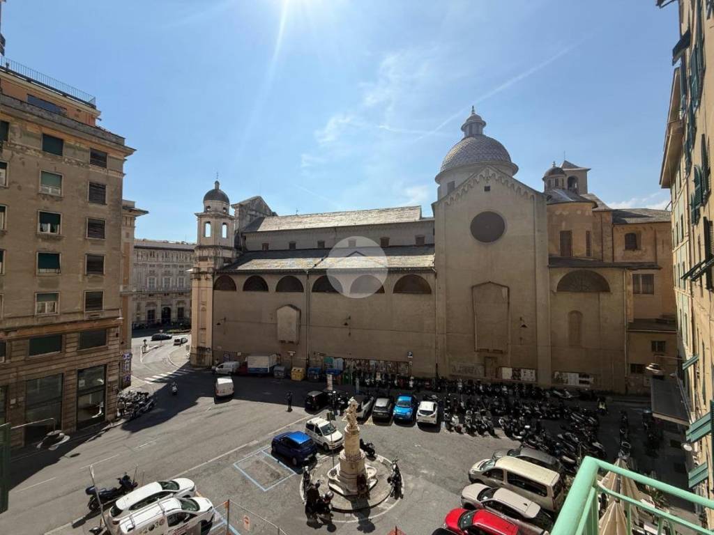 appartamento in vendita a Genova in zona Lagaccio / Granarolo