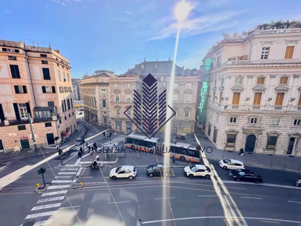 ufficio in vendita a Genova in zona Castelletto