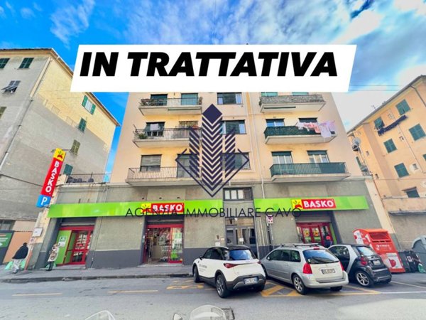 negozio in vendita a Genova in zona Sestri Ponente