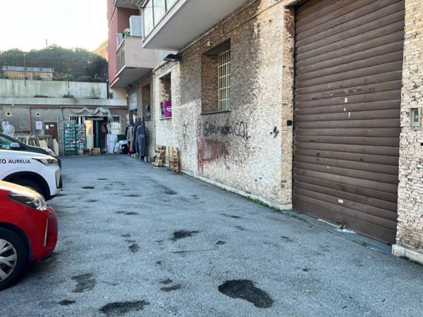 negozio in vendita a Genova in zona San Martino