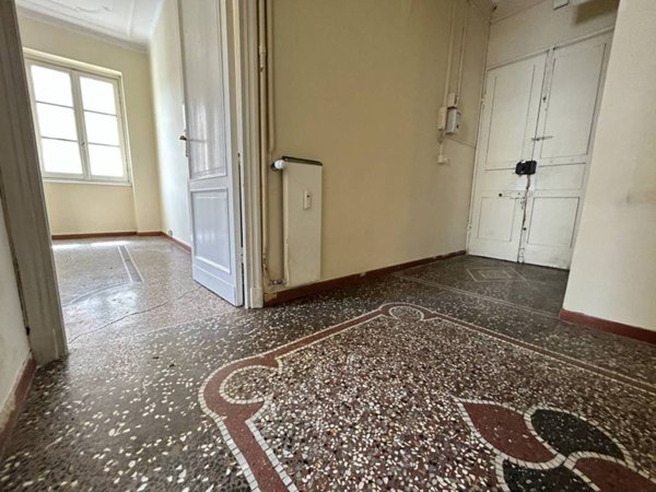 appartamento in vendita a Genova in zona Marassi
