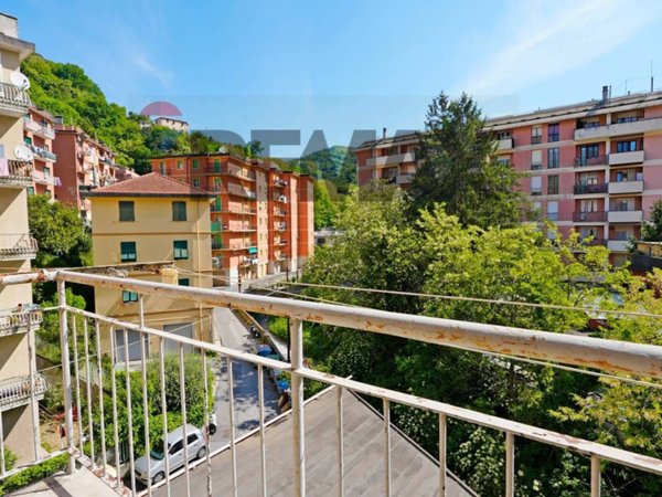 appartamento in vendita a Genova in zona Bolzaneto