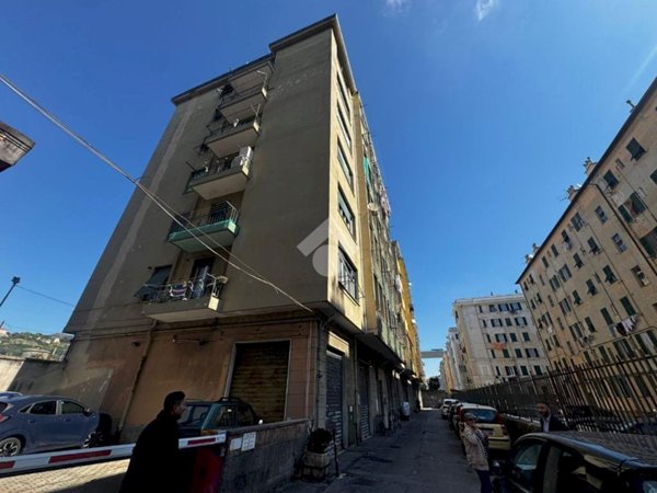 appartamento in vendita a Genova in zona Sampierdarena