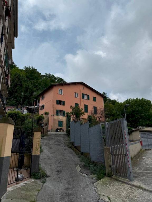 appartamento in vendita a Genova in zona Albaro