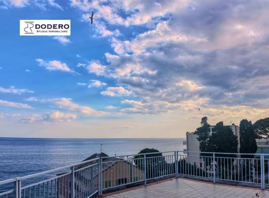 appartamento in vendita a Genova in zona Nervi